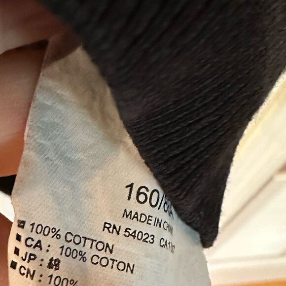 Old Navy small leopard black sweater shirt - Picture 4 of 4